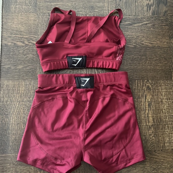 Gymshark Combat Red Sports Bra and Shorts - Picture 2 of 2